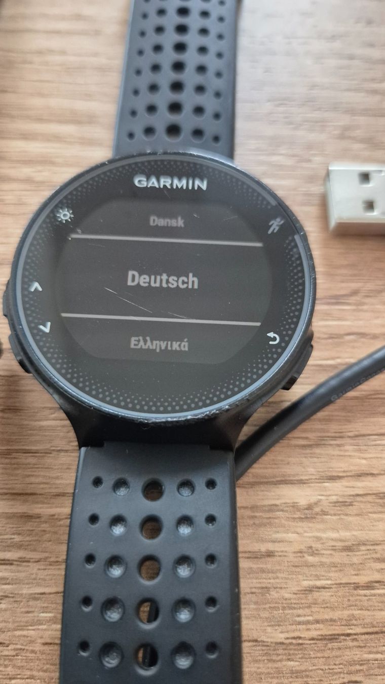 Smartwatch: Garmin Forerunner 235  und Samsung Galaxy Active 2 – Gebraucht aus Schaffhausen von Lenas19 4