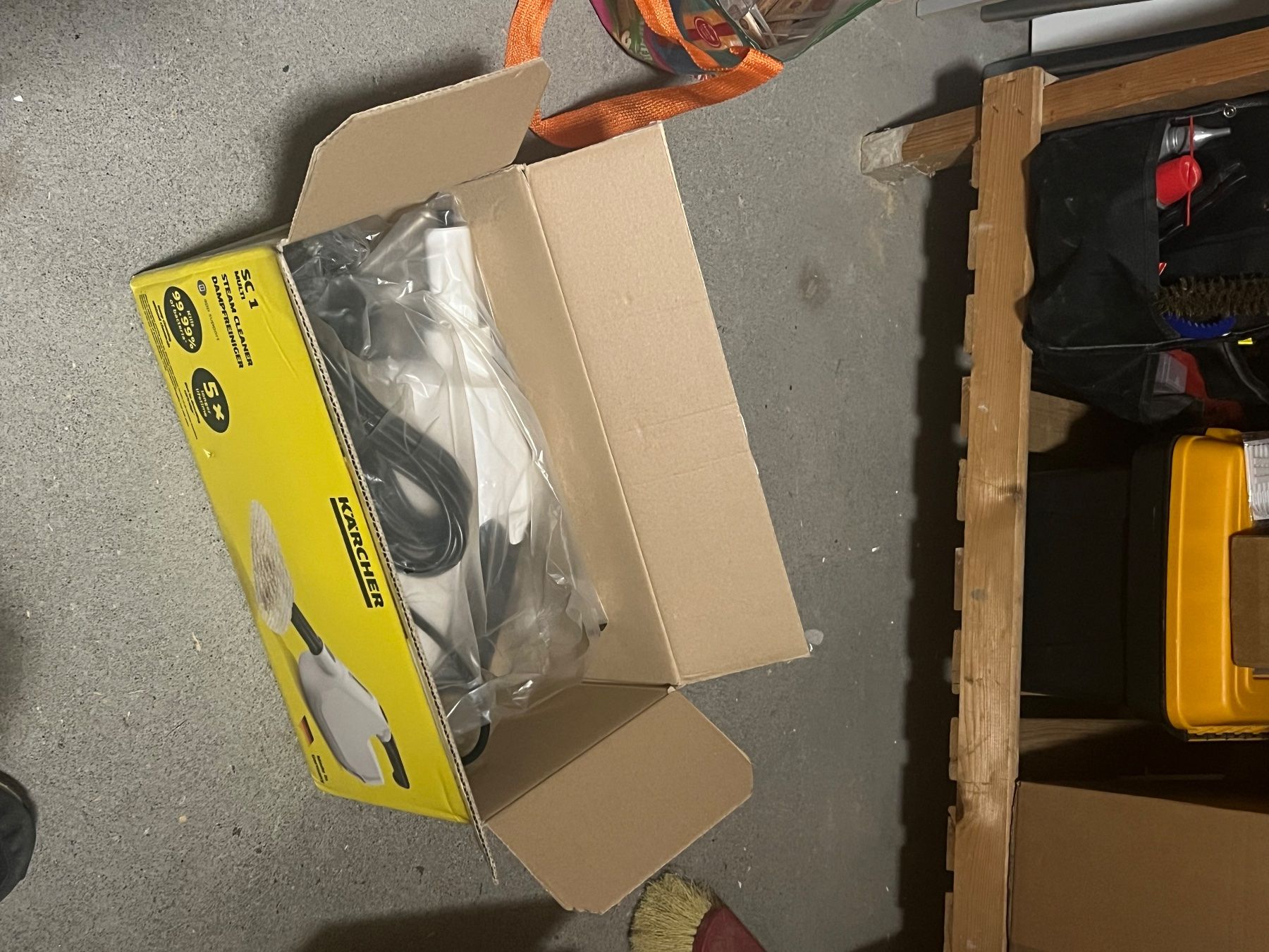 Kärcher Nettoyeurs à vapeur: Kärcher Dampfreiniger SC 1 Multi – Neuf avec emballage d'origine à Uster par PhilTools 3