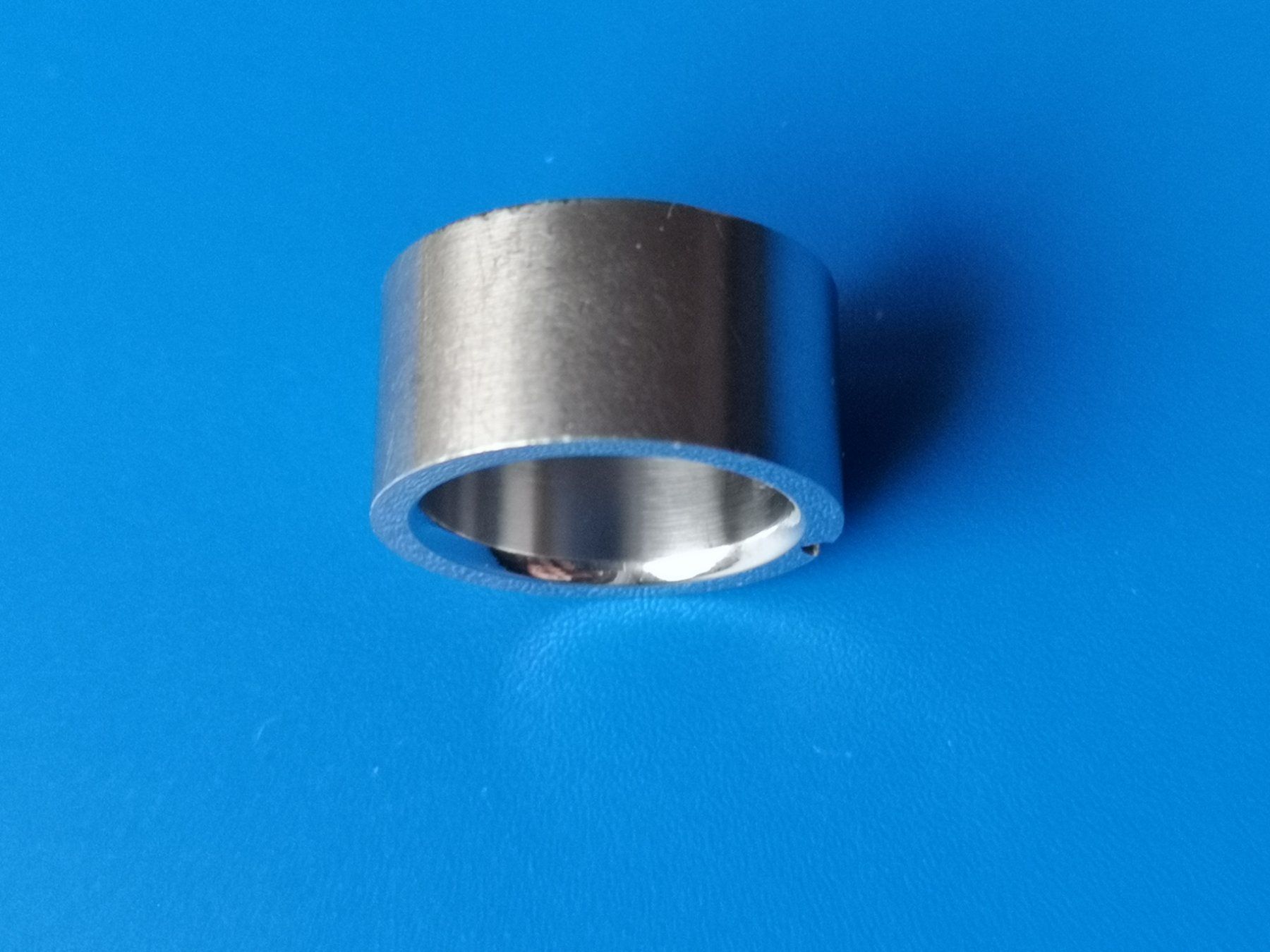Ringe: Breiter Ring – Gebraucht aus Schaffhausen von Leveron13 1