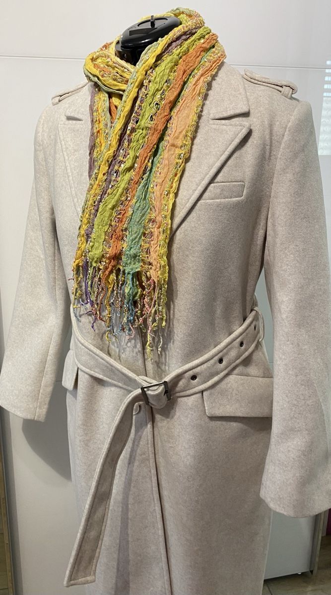 Foulard & Sciarpe: bunter Schal neuwertig – Usato da Hausen AG venduto da corinne_g 2