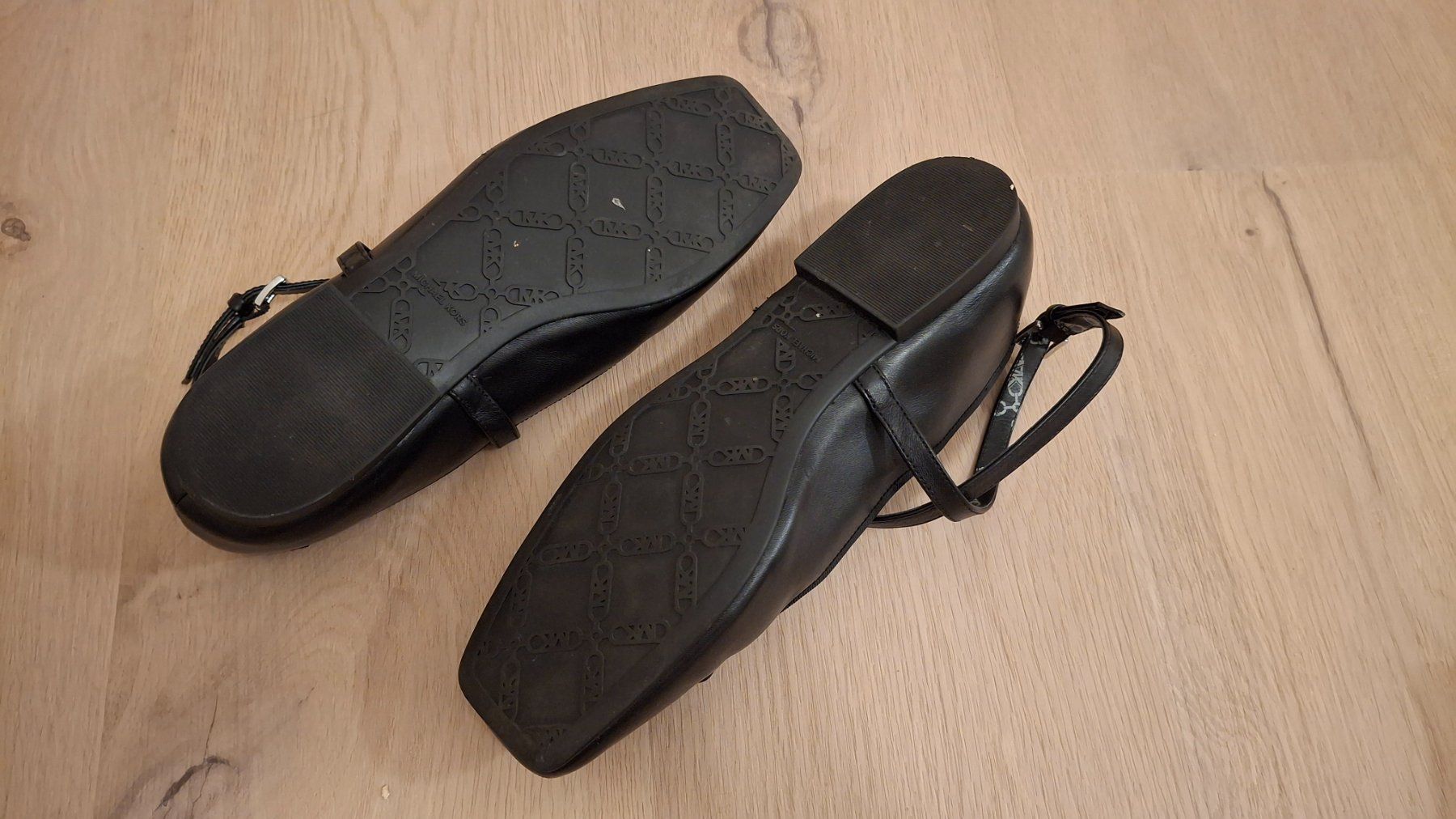 Michael Kors Damenschuhe: Michael kors Colette Flex Ballet – Gebraucht aus Villigen von thr_dkb8 2