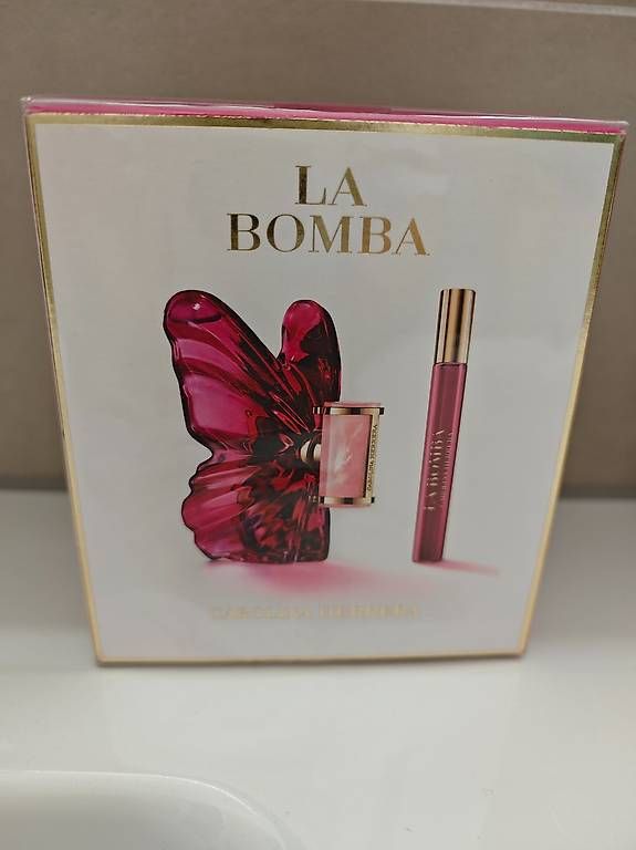 Profumi & Eau de Toilette: Carolina Herrera La bomba 80+10 ml Eau de Parfum  – Usato da Zürich venduto da pre_t7fd