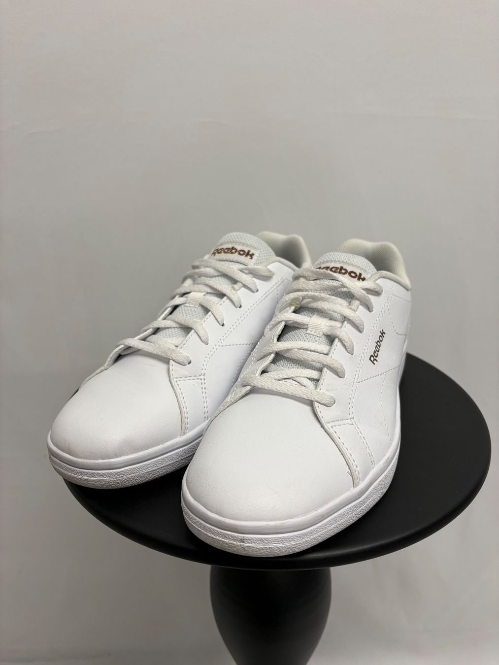 Reebok Scarpe da donna: Reebok Royal Complete Clean Sneaker, Weiss – Nuovo (secondo la descrizione) da Regensdorf venduto da secondchancefashion 1