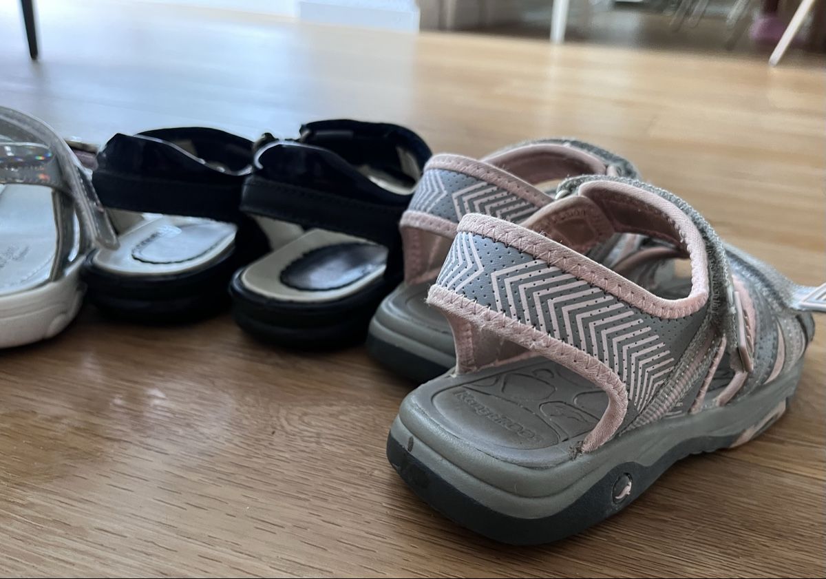 Schuhe für Mädchen: 3 Paar Mädchen Sandalen, Gr. 29/30 – Gebraucht aus Kradolf von AlexiaEugster 5
