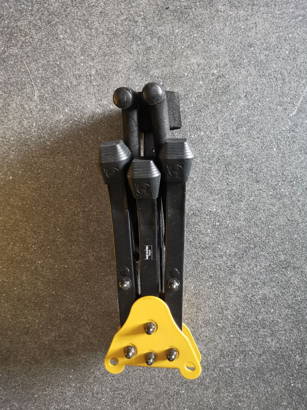 Supports pour instruments & partitions: Hercules Gitarrenständer – D'occasion à Rohrbachgraben par noisenomad 4