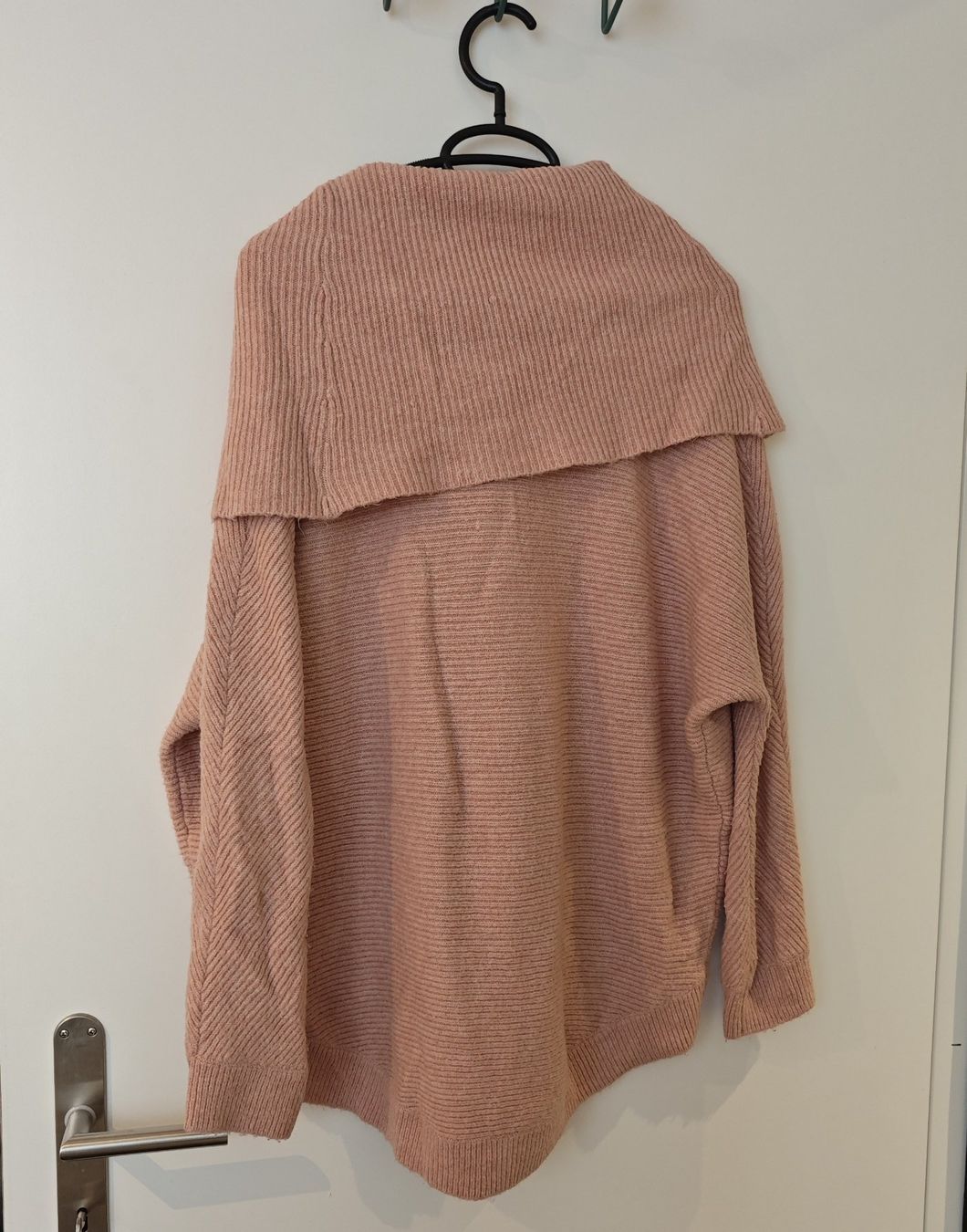 Pullover & Sweatshirts: Kuscheliger Pullover mit grossem Krage Gr. S, Miss Selfridge – Gebraucht aus Bülach von mastika82 4