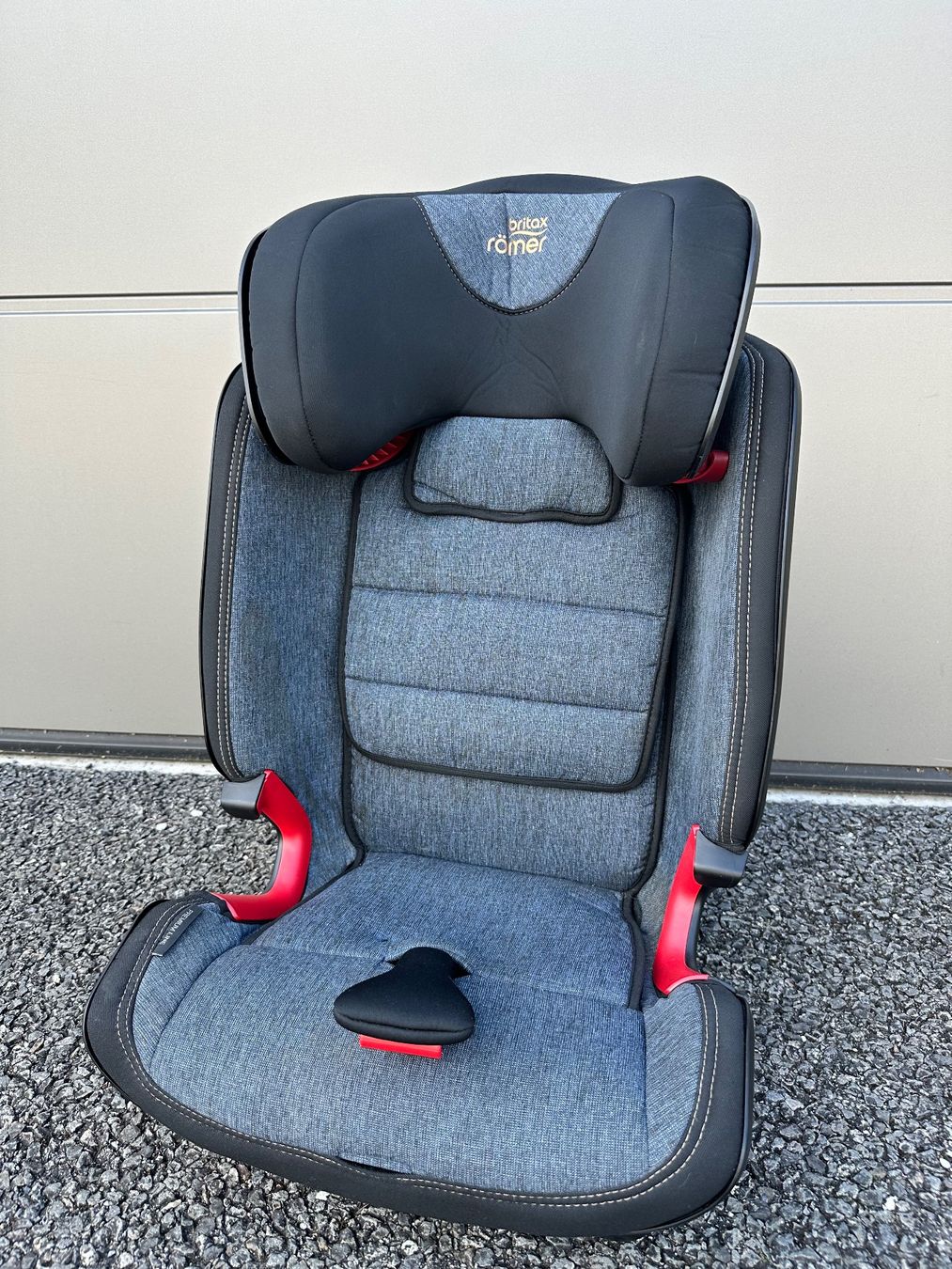 Britax Römer Seggiolini per auto: Britax Römer Advansafix IV R BR Blue – Usato da Lüchingen venduto da Rokator4