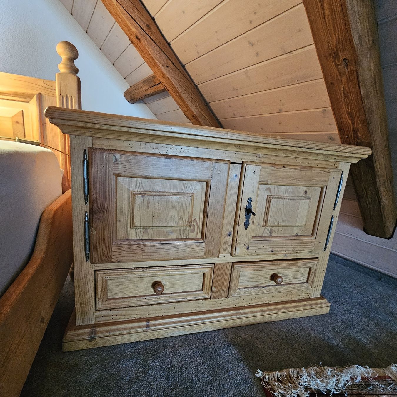 Kommoden: Holzkommode – Gebraucht aus Weggis von ani_j9qy