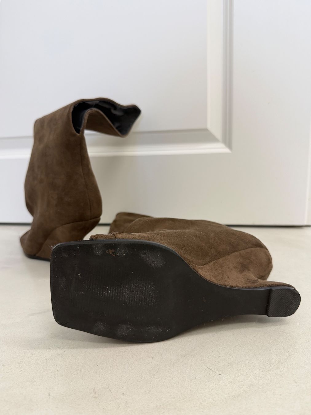 Scarpe da donna: Bottines chocolat imitation daim – Usato da giffers venduto da sev_c9x9 7