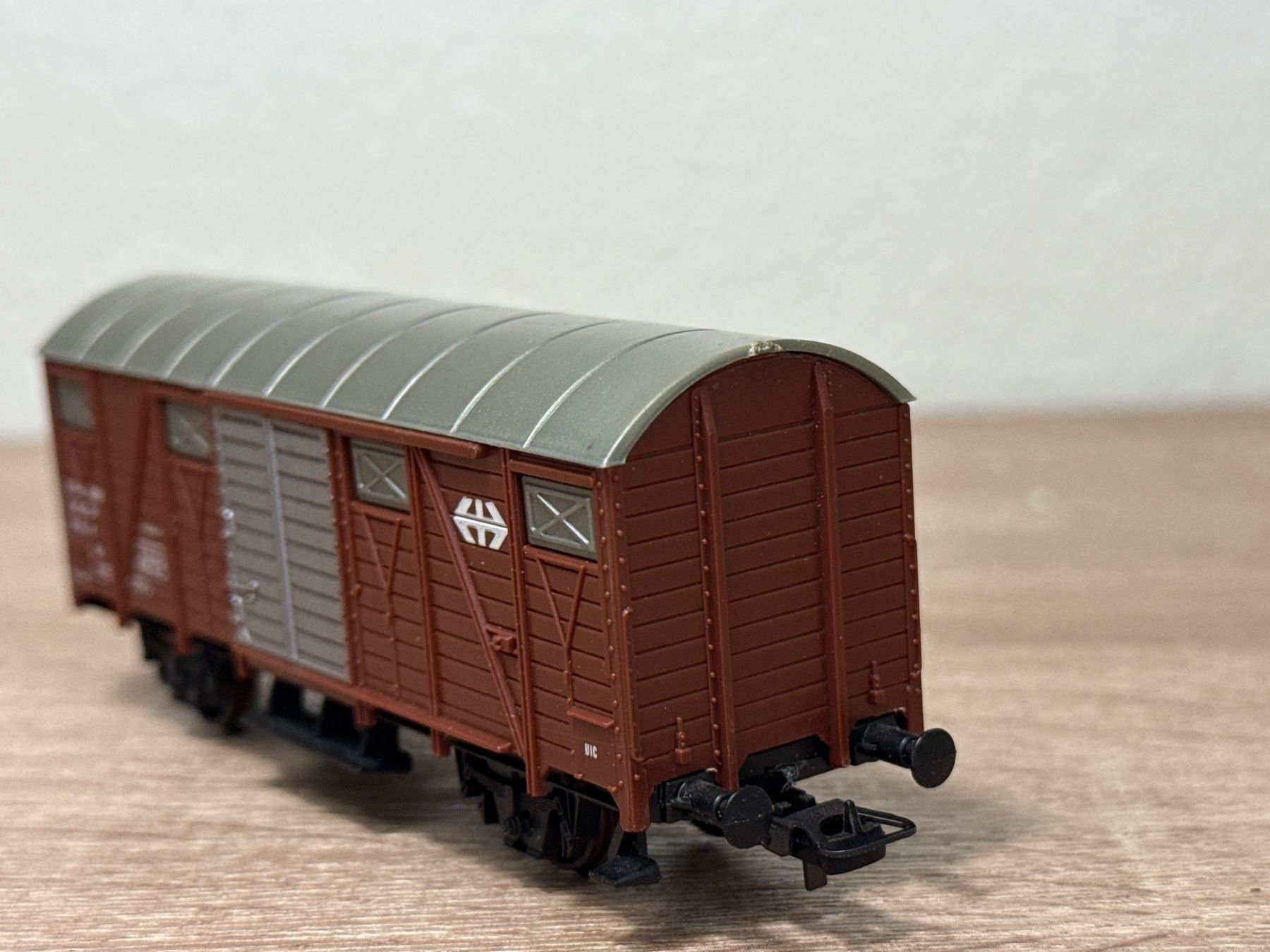Lima Modellini di ferrovie: Lima Güterwagen SBB H0 (212) – Usato da St-Aubin-Sauges venduto da Lo_Go 3