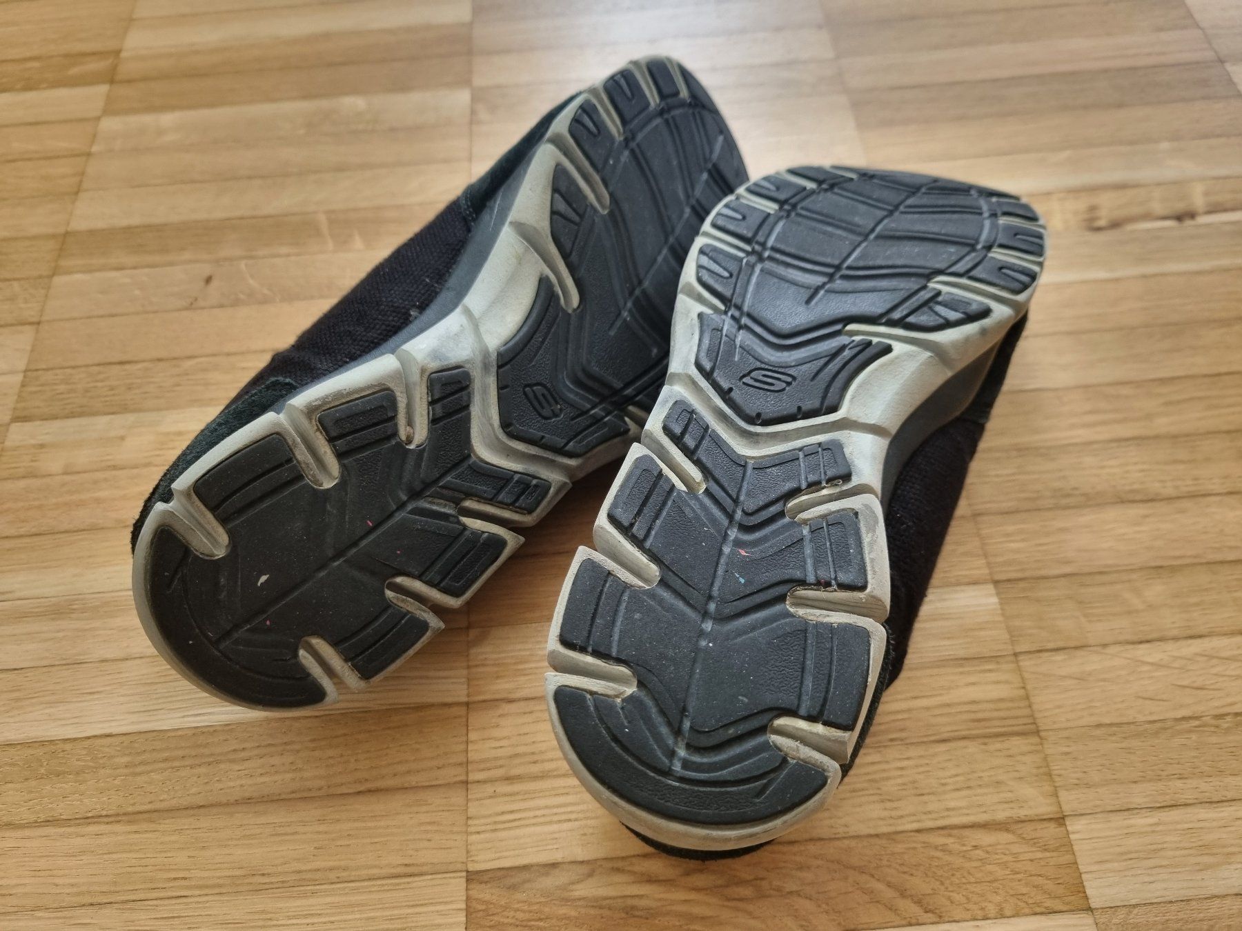 Skechers Scarpe da uomo: Halbschuhe/Sneakers - Gr. 38 – Usato da Neftenbach venduto da DanielaS01020304 2