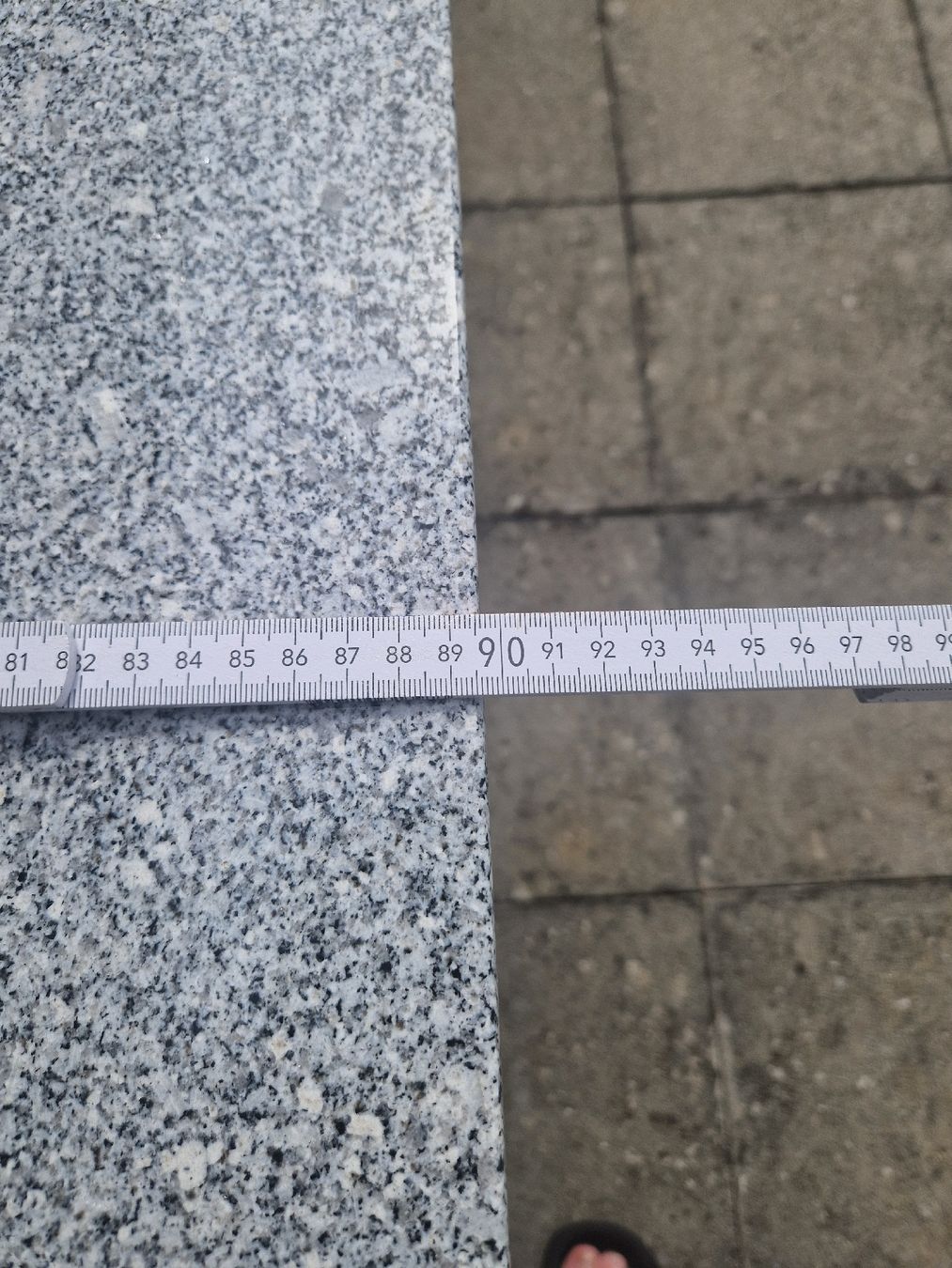 Tables: Gartentisch Granitoptik – D'occasion à Embrach par Boga85 4