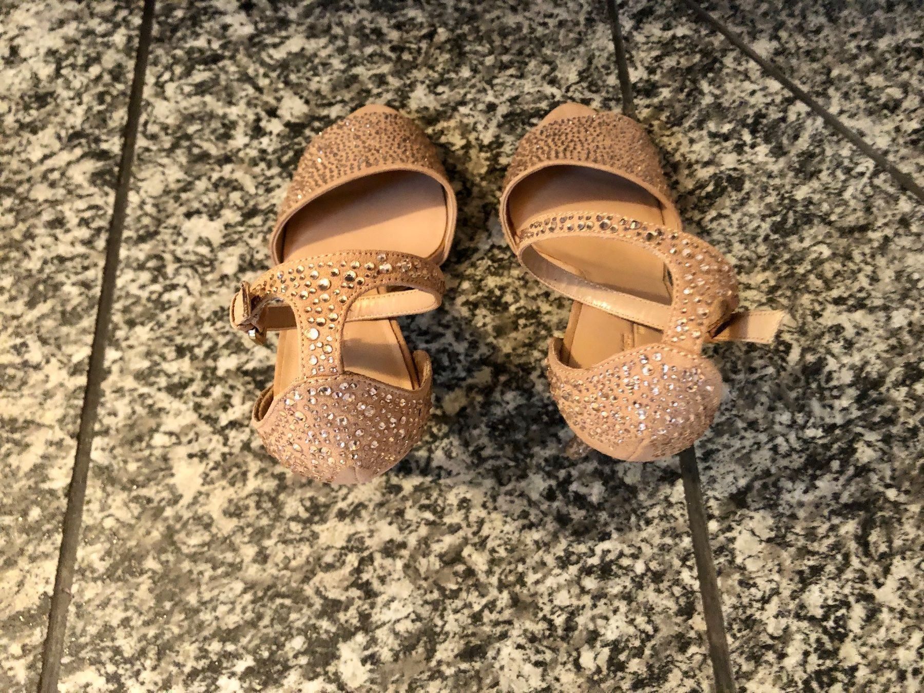 Zara Damenschuhe: Zara Sandalen – Neu (gemäss Beschreibung) aus Baden von Tiffany6878 6