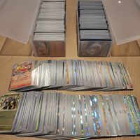 Lot Pokémon ~1900 cartes FR/EN – Holo Reverse Rare + Bulk