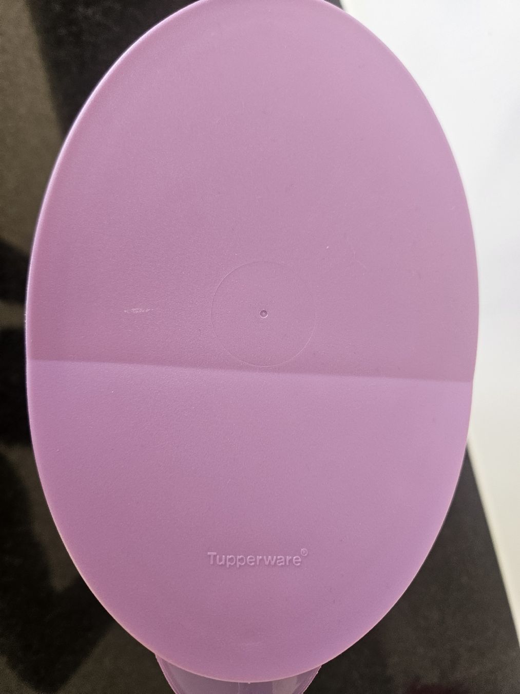 Tupperware Carafes: Pichet Tupperware rose contenance 2,1L – D'occasion à Morges par Mlle_Croft_91 2