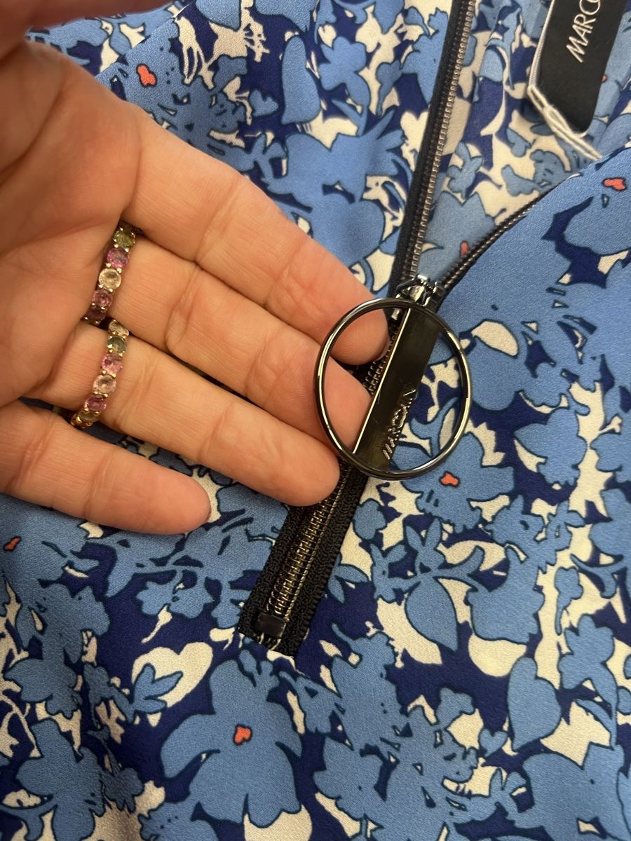Marc Cain Camicette: Marc Cain Blusentop Blumenmuster Grösse N 5 neu – Nuovo (secondo la descrizione) da Burgdorf venduto da puppennetz 1