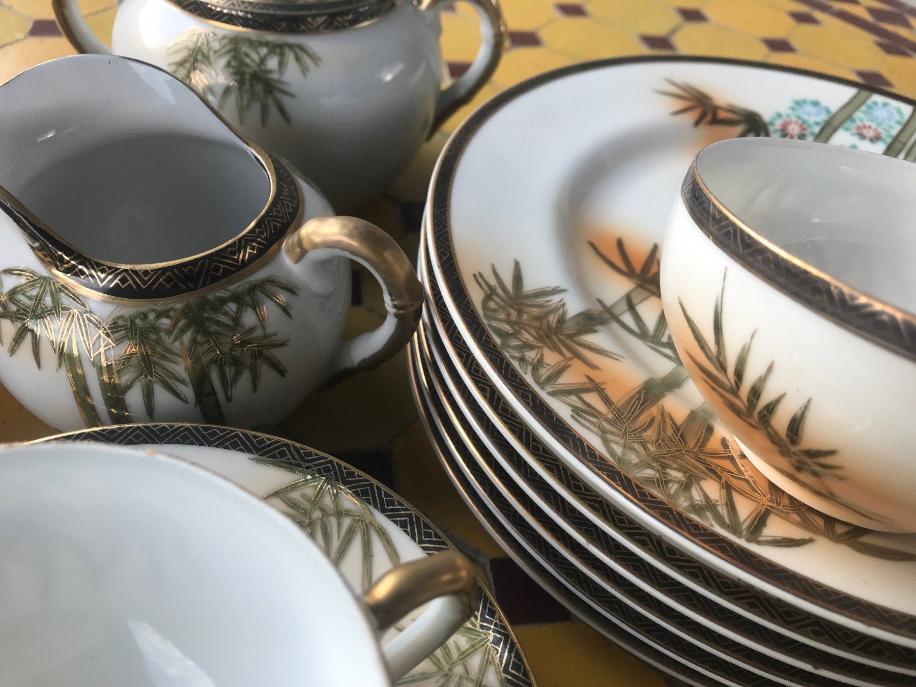 Geschirrsets: Japanese Tea Set vintage 6 persons complete – Gebraucht aus Onex von johnca 6