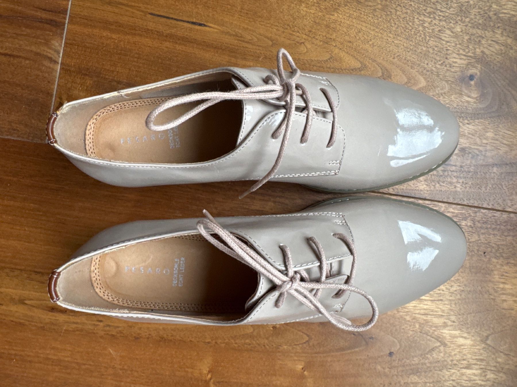Scarpe da donna: Lack Halbschuhe altrosa Gr 40 – Usato da Boppelsen venduto da Ellezzpink 1