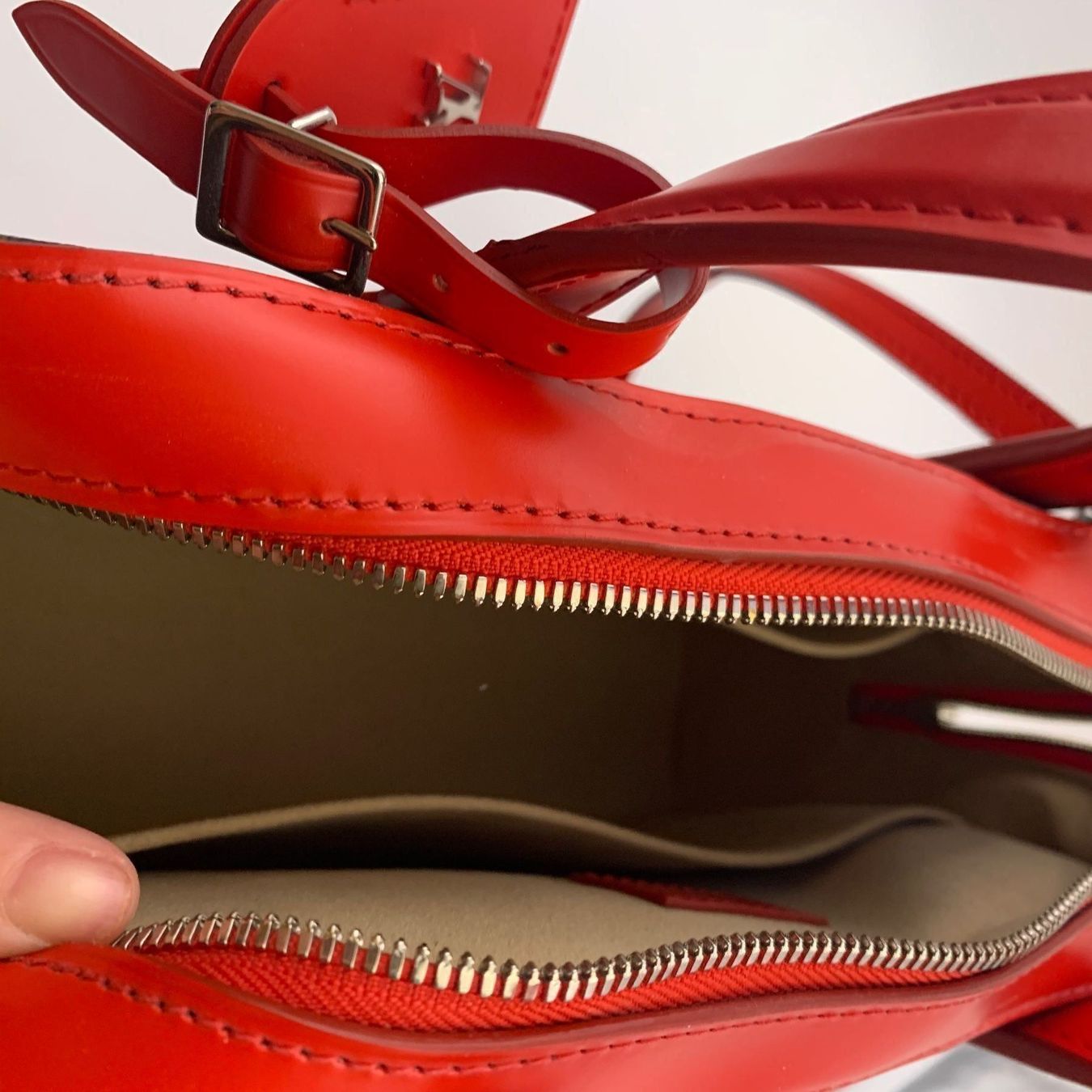 Louis Vuitton Borse da donna: Louis Vuitton Dora PM neu -ungetragen- – Nuovo (secondo la descrizione) da Jonen venduto da persch2002 3