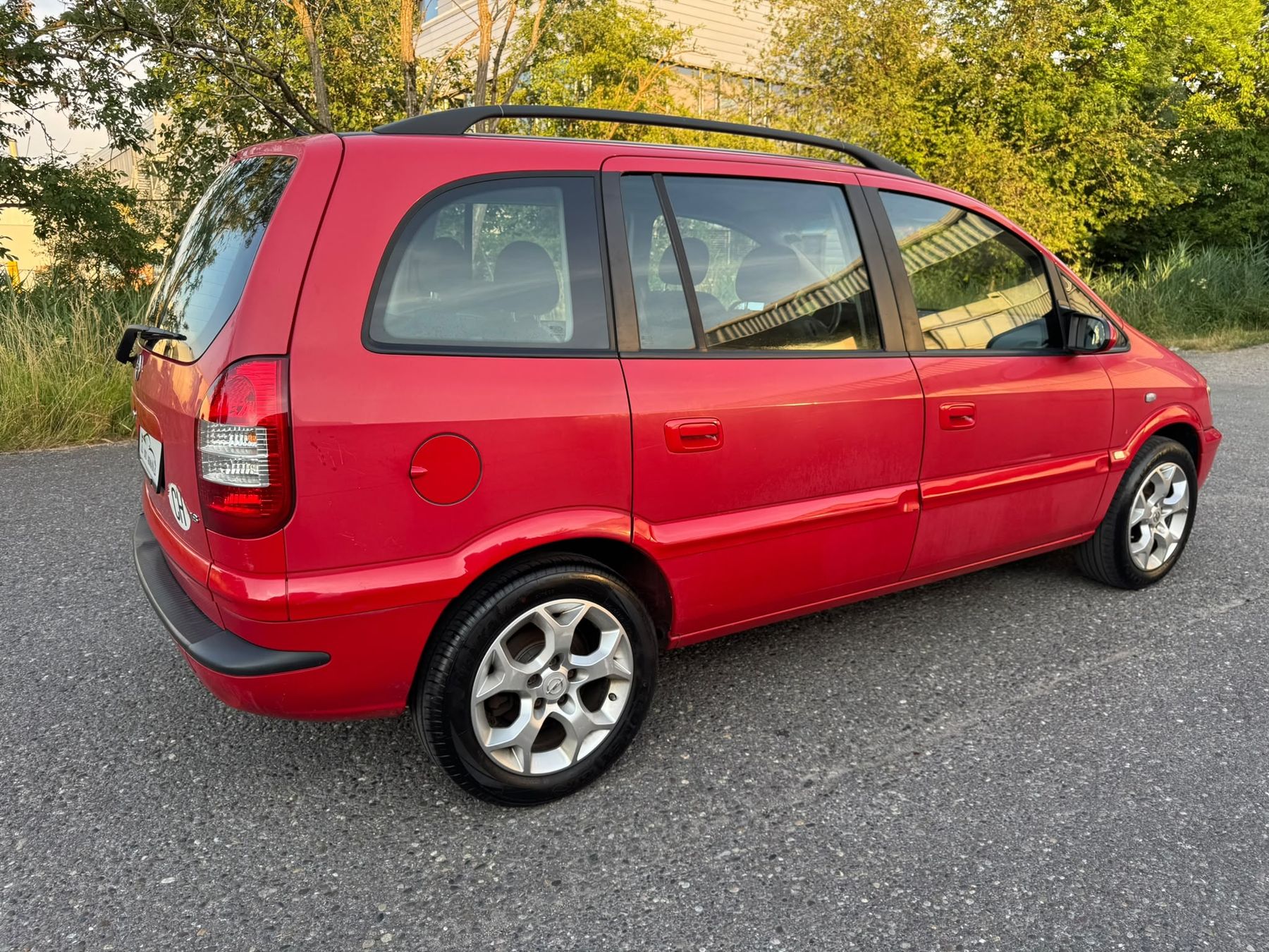 Opel Autos: opel Zafira 1.8i – Gebraucht aus Rümlang von garmian 3
