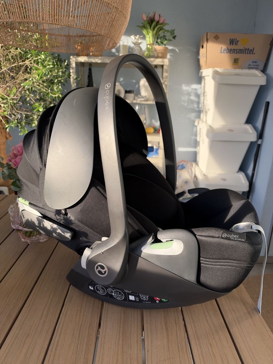 Cybex Seggiolini per auto: CYBEX Cloud T Babyschale – Usato da Zürich venduto da per03
