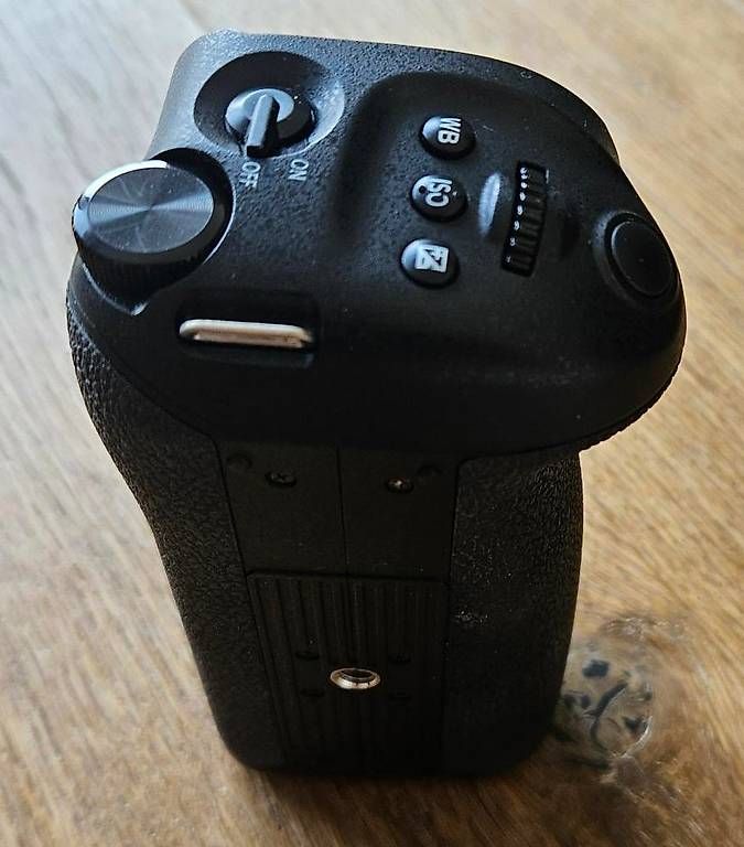 Panasonic Fotocamera: Panasonic Lumix G9 Set - Top Zustand – Usato da Büron venduto da Andyarnold 1