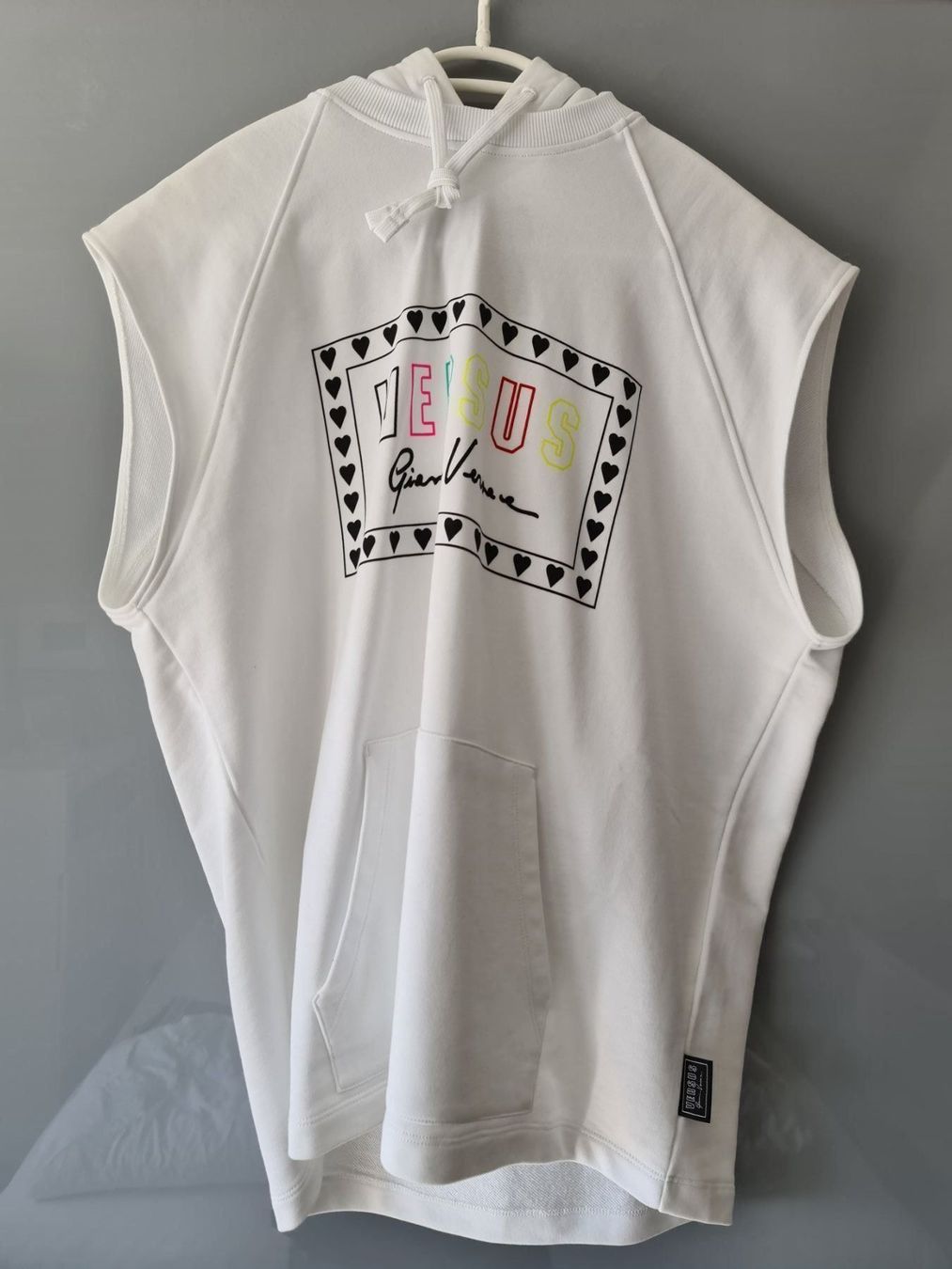 Versace Pulls & Sweat-shirts: Versace hoody – D'occasion à Amriswil par newschweiz