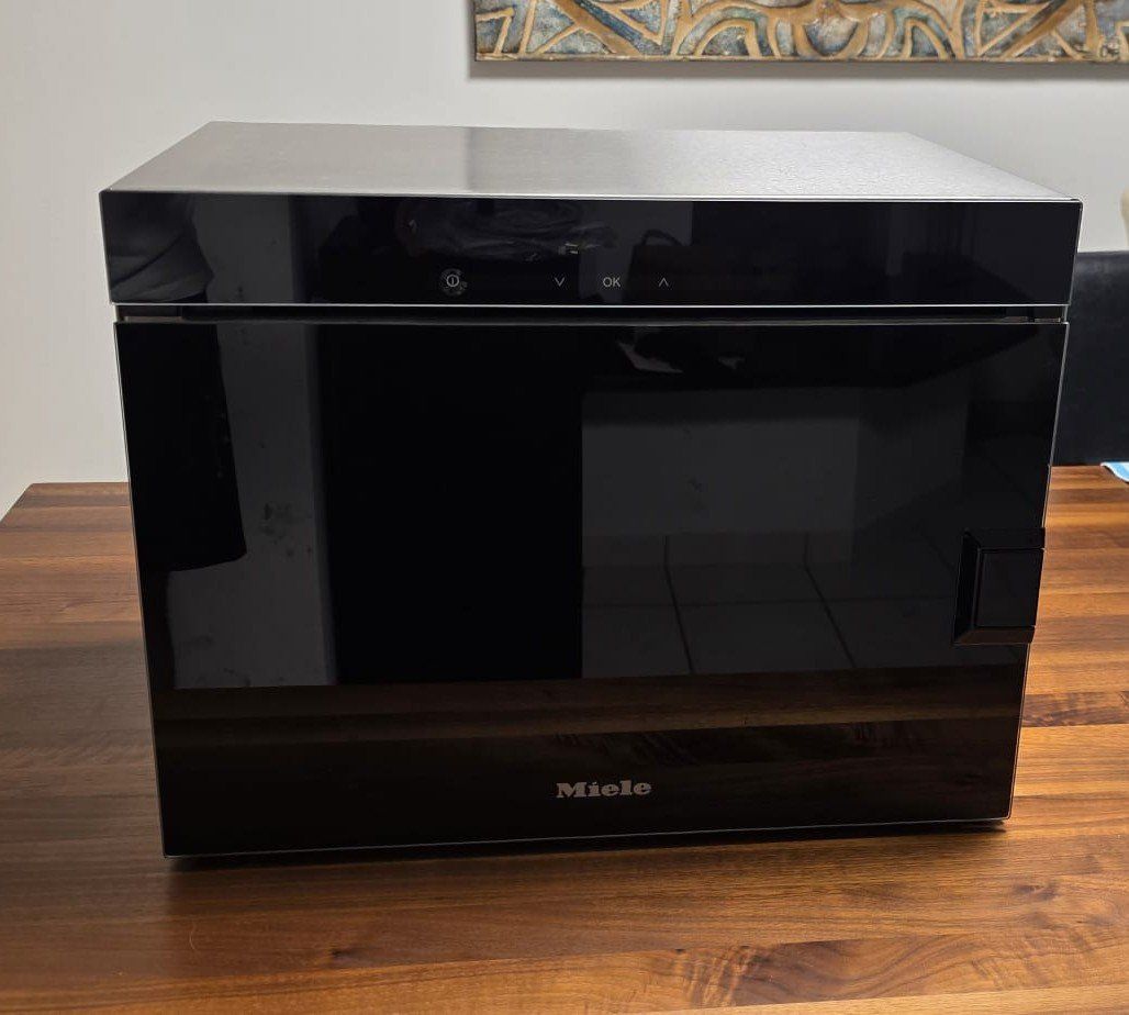 Elettrodomestici da cucina: Dampfgarer DG 6010 CH-S Miele – Usato da Bäch SZ venduto da nicolasg2