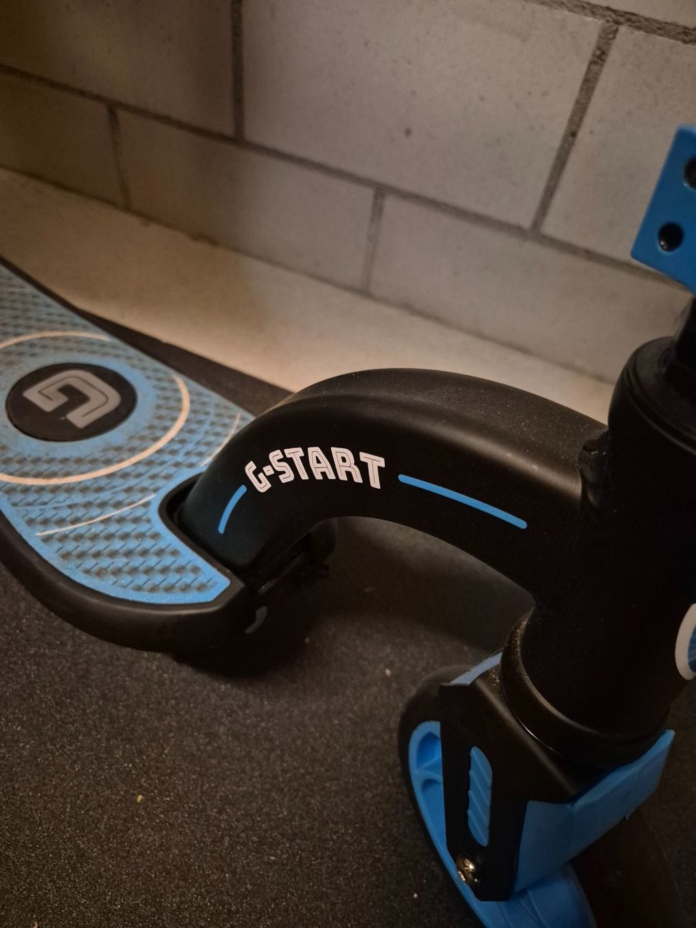 Veicoli elettrici: Neuwertiger G-Start E Kinder Roller 12km/h – Usato da Glattfelden venduto da Jenoptik 8