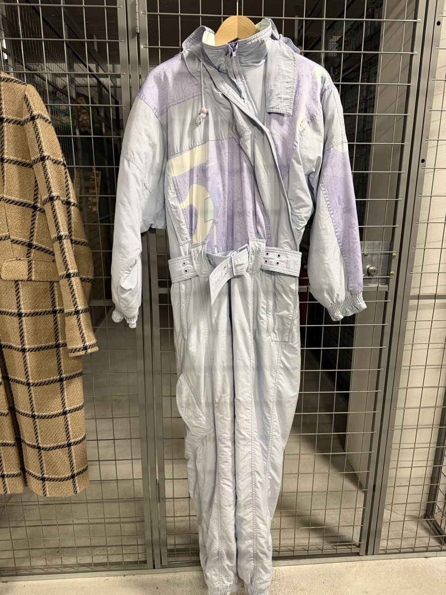 Costumes: Klepper Skianzug retro, hellviolett/hellblau – D'occasion à Winterthur par pkdm