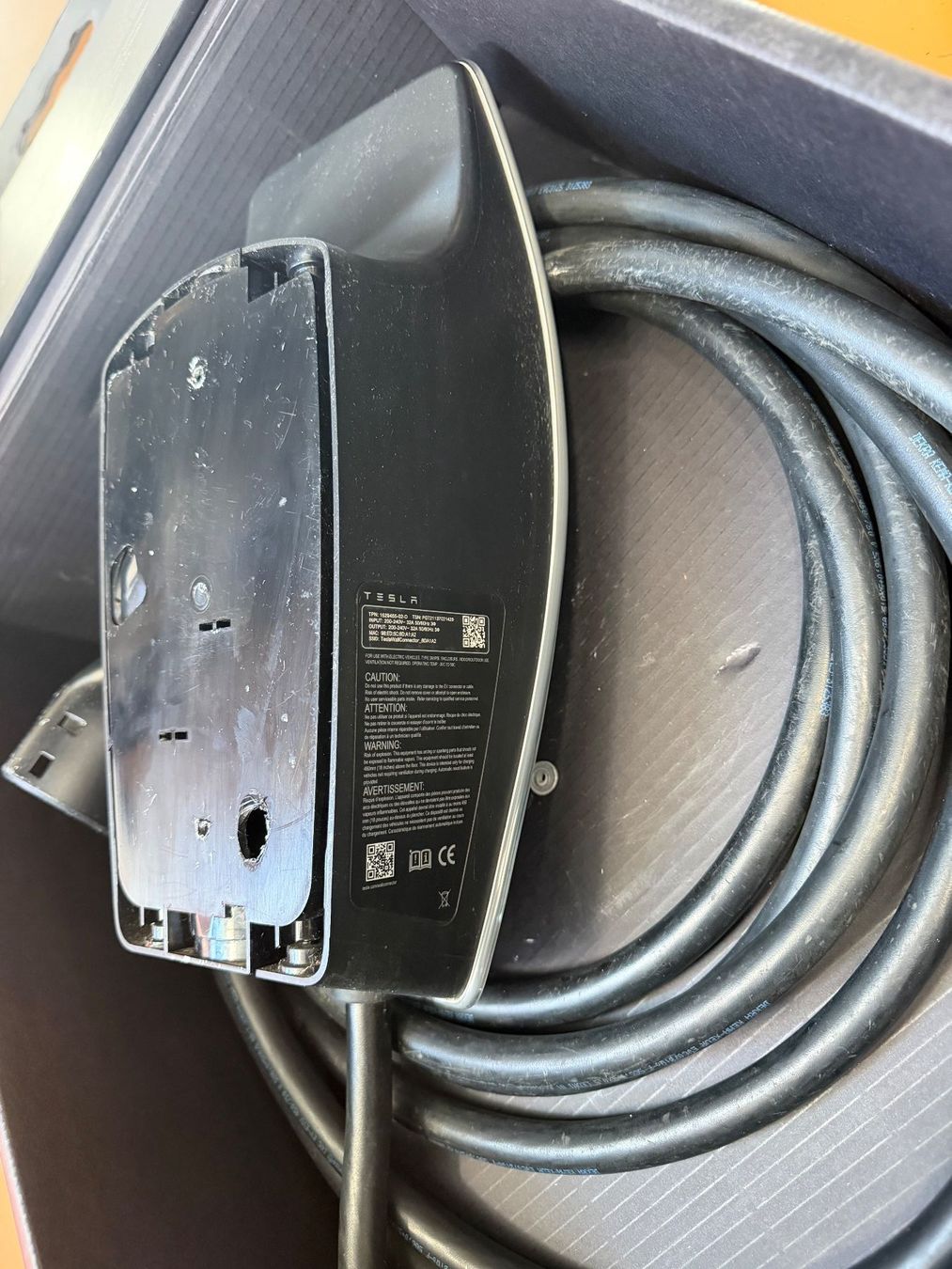 Tesla Batterie-Ladegeräte: Tesla Wall Connector Generation 3 – Gebraucht aus Dietlikon von ComdatAG 5