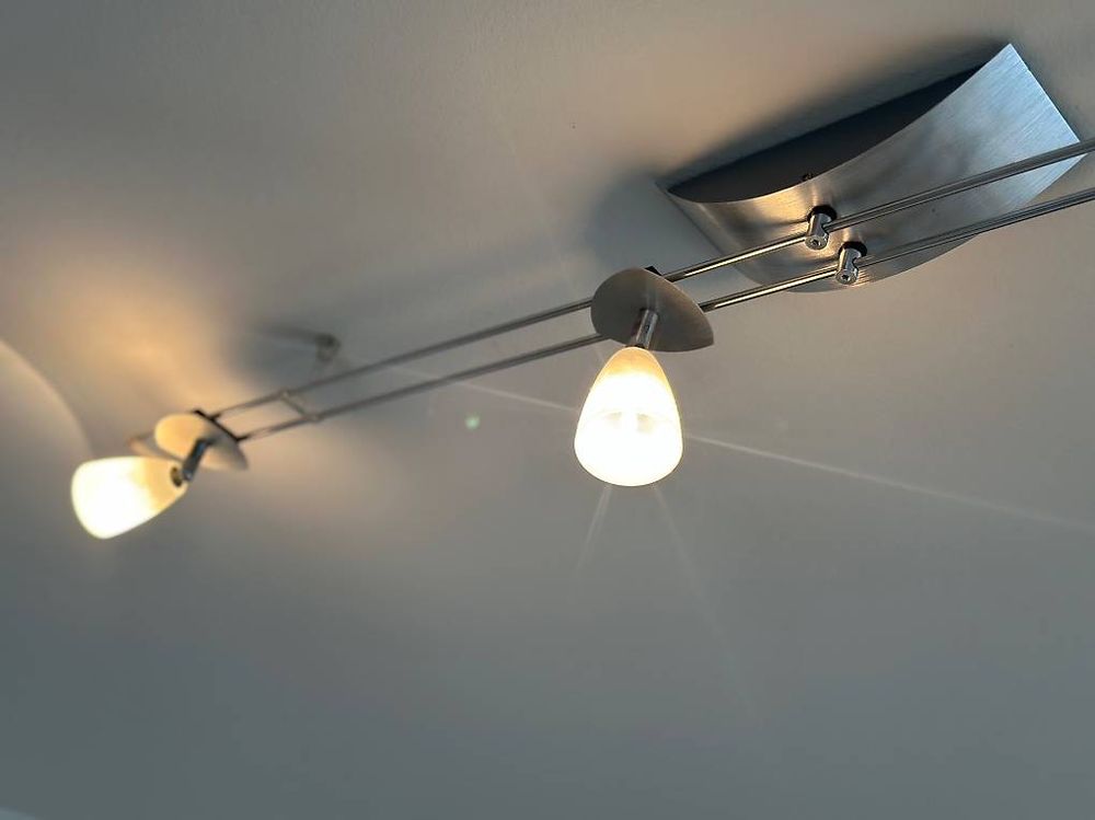 Lustres & lampes de plafonds: Wunderschöne Deckenlampe, guter Zustand – D'occasion à Rothenburg par wer_g9fd 2