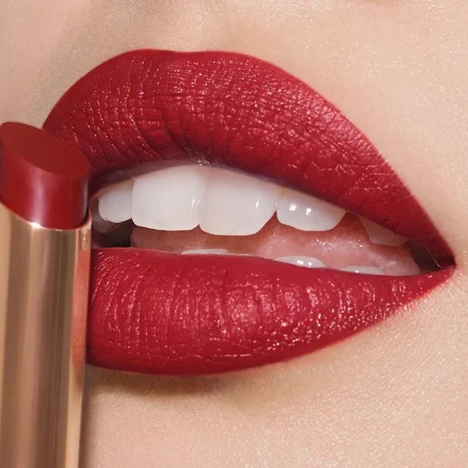 Charlotte Tilbury Make-up: CHARLOTTE TILBURY LIMITLESS LUCKY LIPS - CHERRY DREAM – Neu und originalverpackt aus Zürich von luxuryoutlet1 2