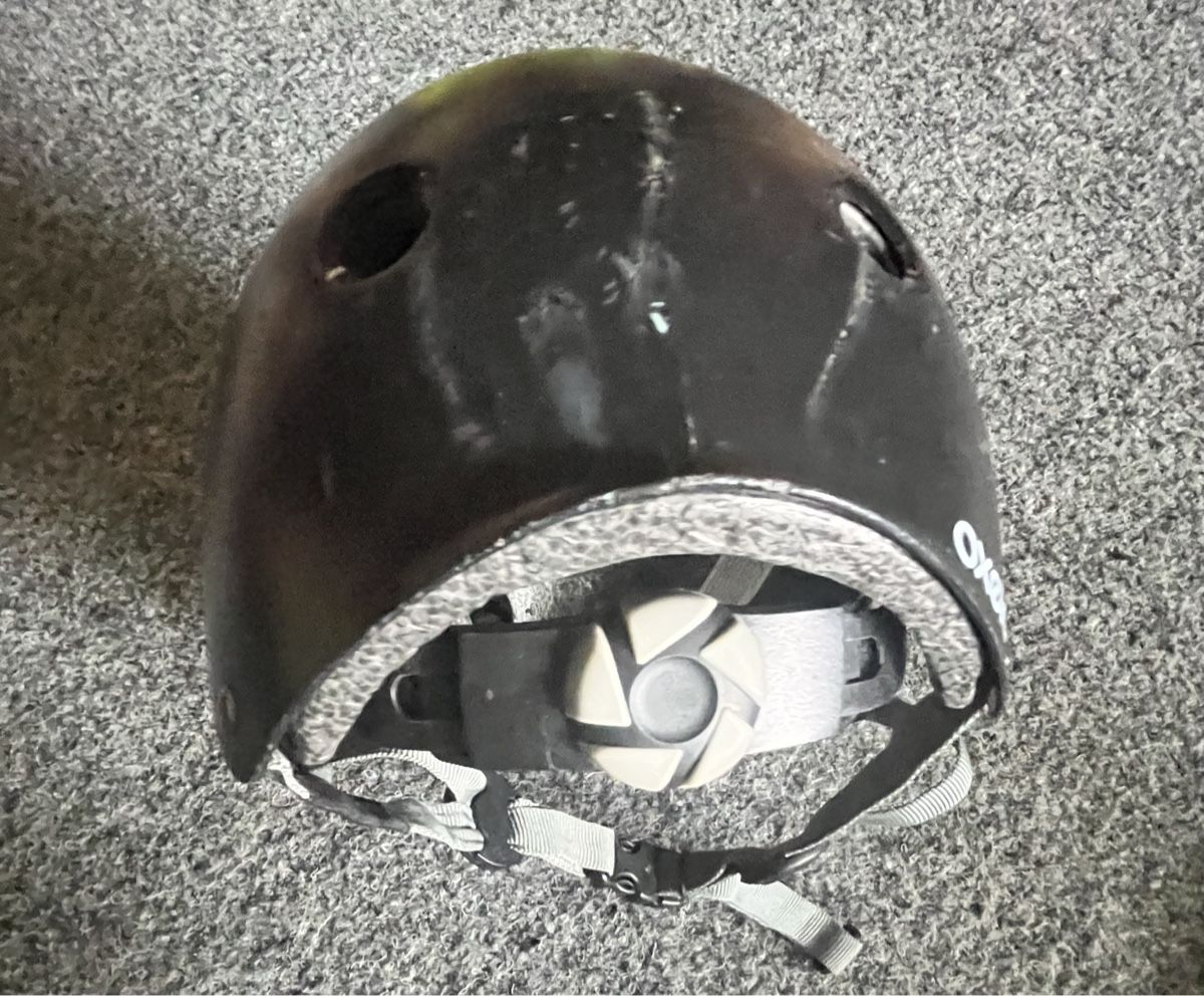 Caschi: Casque enfants – Usato da Dombresson venduto da joe_7p65 2