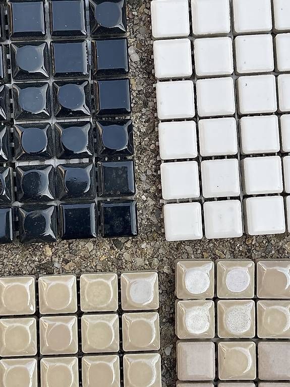 Rivestimenti per pavimenti: Mosaik 1 cm (auch pro Stk.Bogen) – Usato da Strengelbach venduto da Aschatan5 1