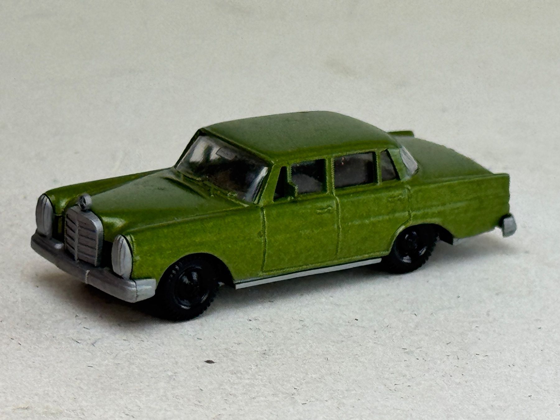 Mercedes-Benz Modellini d'auto: VE- Prep Mercedes 220 grünmetallic – Usato da Elm venduto da Wikmtz
