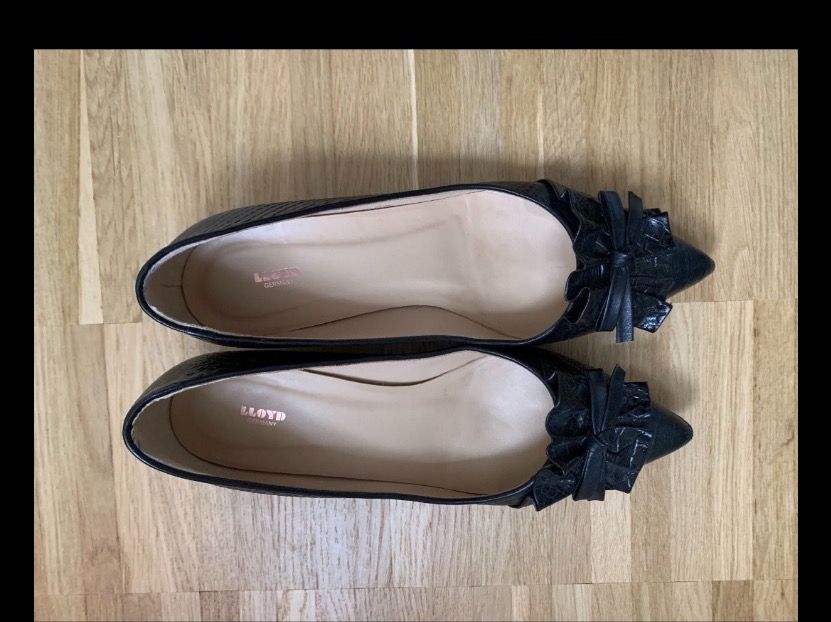 Scarpe da donna: LLOYD BALLERINAS MOKASSIN SCHWARZ – Usato da Luzern venduto da Suneha 2