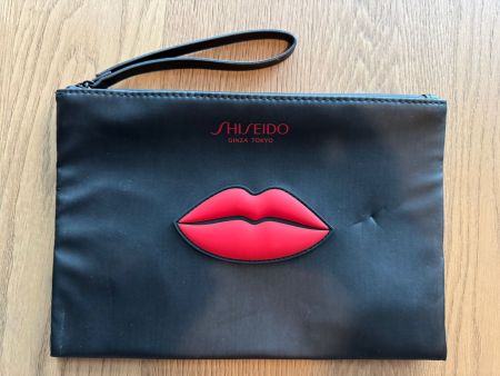 NEW - Shiseido Cosmetics Pouch