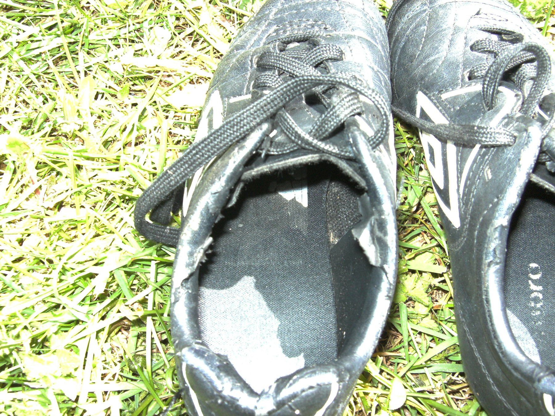 Scarpe per ragazzi: Fussballschuhe / Nockenschuhe Gr. 32 – Usato da Andwil SG venduto da fladenbrot10 3