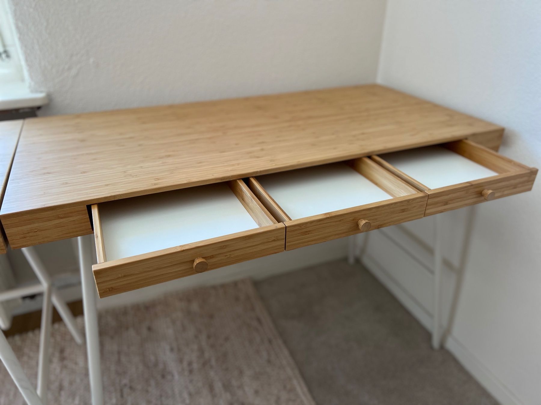 Ikea Scrivanie: SCHREIBTISCH IKEA BUREAU LILLASEN MODEL – Usato da Zürich venduto da SwissDealsCH 5