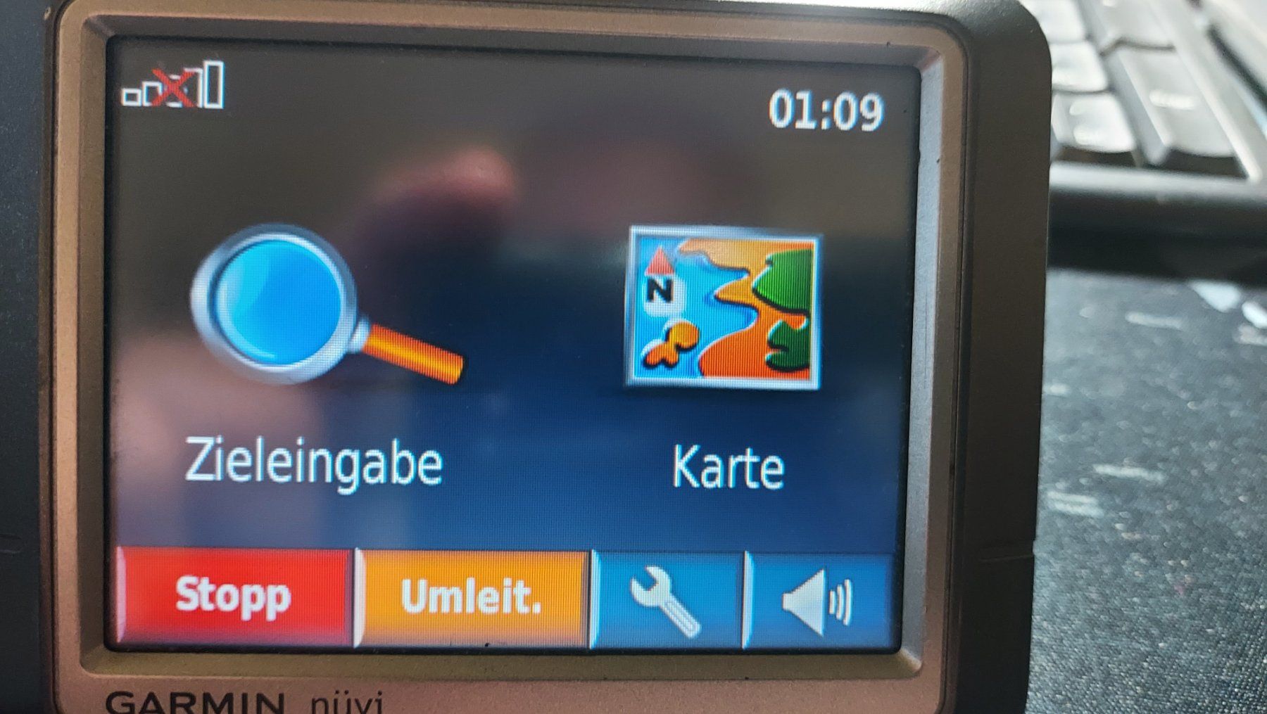 Garmin Navigatori: Garmin nüvi 250 – Usato da Hohenrain venduto da magiclocke 1