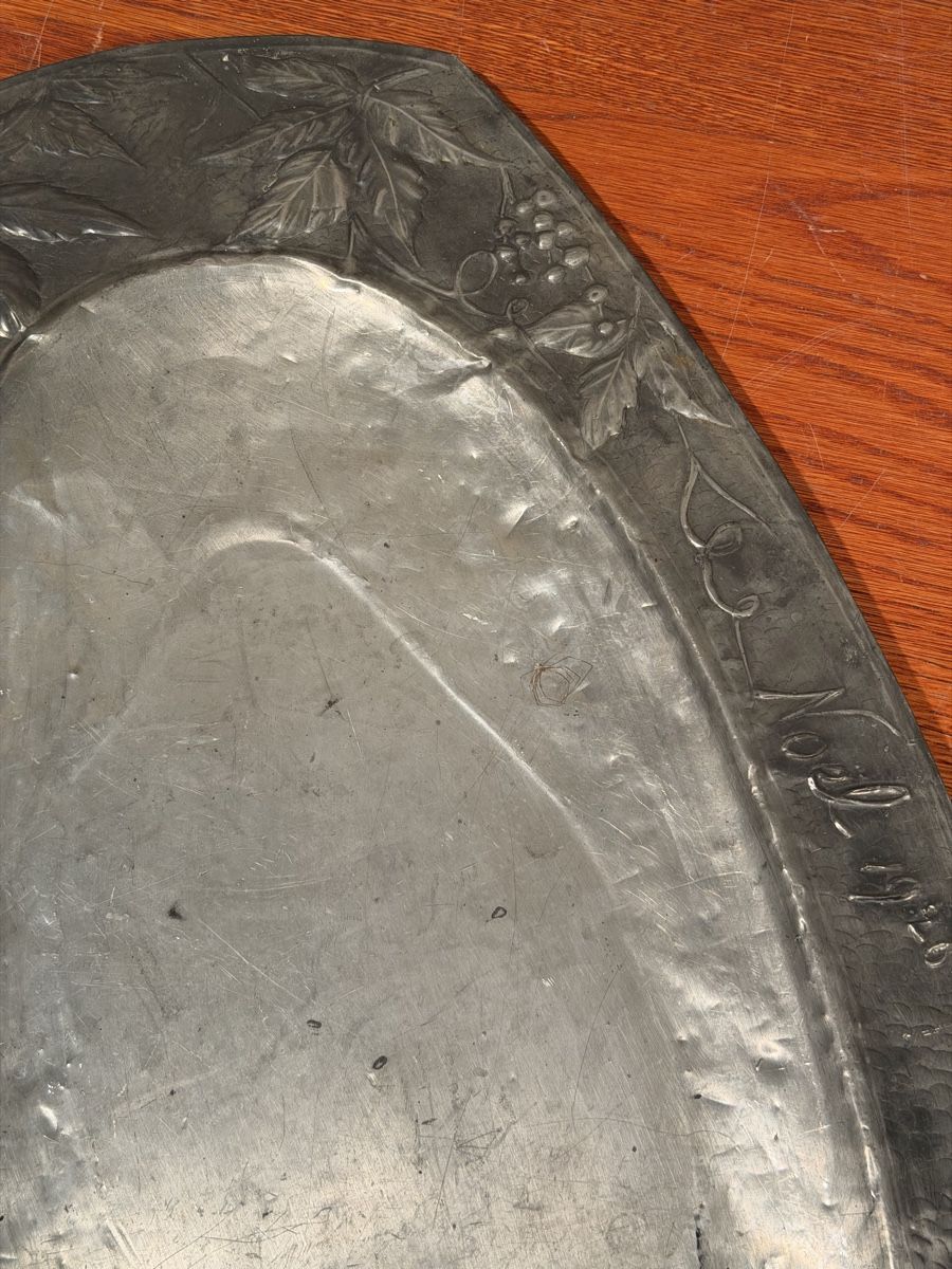 Piatti di portata: Vintage Pewter Tray, Fish Serving 1900s – Usato da Lausanne venduto da artnouveau04 3
