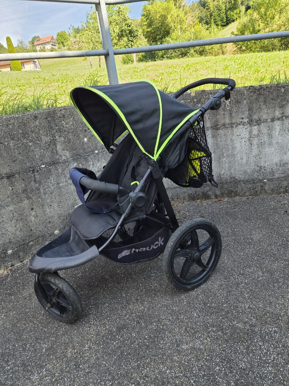 Poussette: 3 Rad Kinderwagen – D'occasion à Ebnet par korsi
