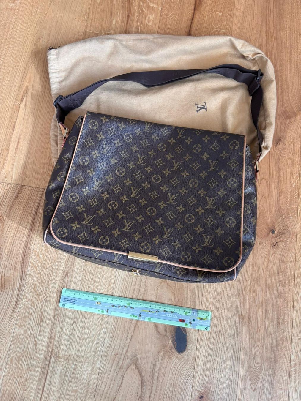 Borse: Sac Louis Vuitton marron authentique avec dustbag! – Usato da La Chaux-de-Fonds venduto da Kent_walker 1