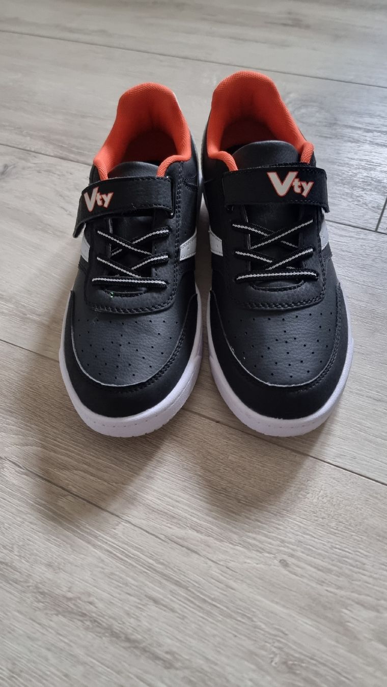Herrenschuhe: nigelnagelneue Sneackers gr 36 – Neu (gemäss Beschreibung) aus Wigoltingen von Zuckerfee84 1