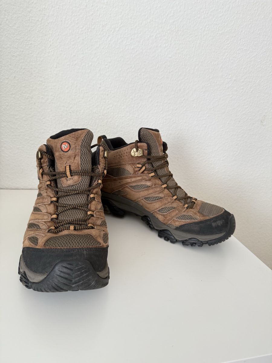 Herrenschuhe: Merrell hiking boots, Men's size 12 – Gebraucht aus Zollikerberg von MK-13