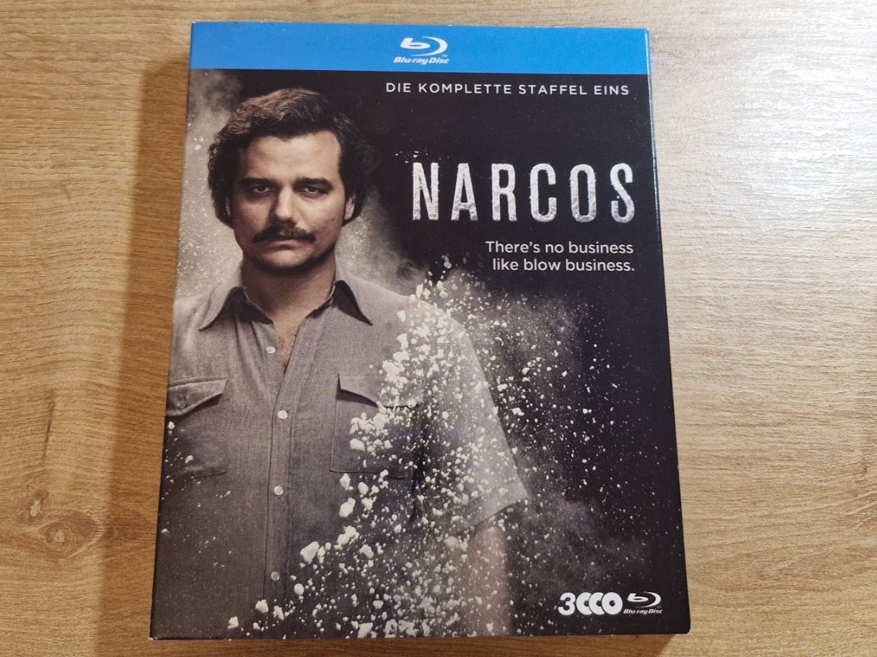 Tutti i DVDs: Narcos - Staffel 1 Bluray – Usato da Pfungen venduto da Whitie