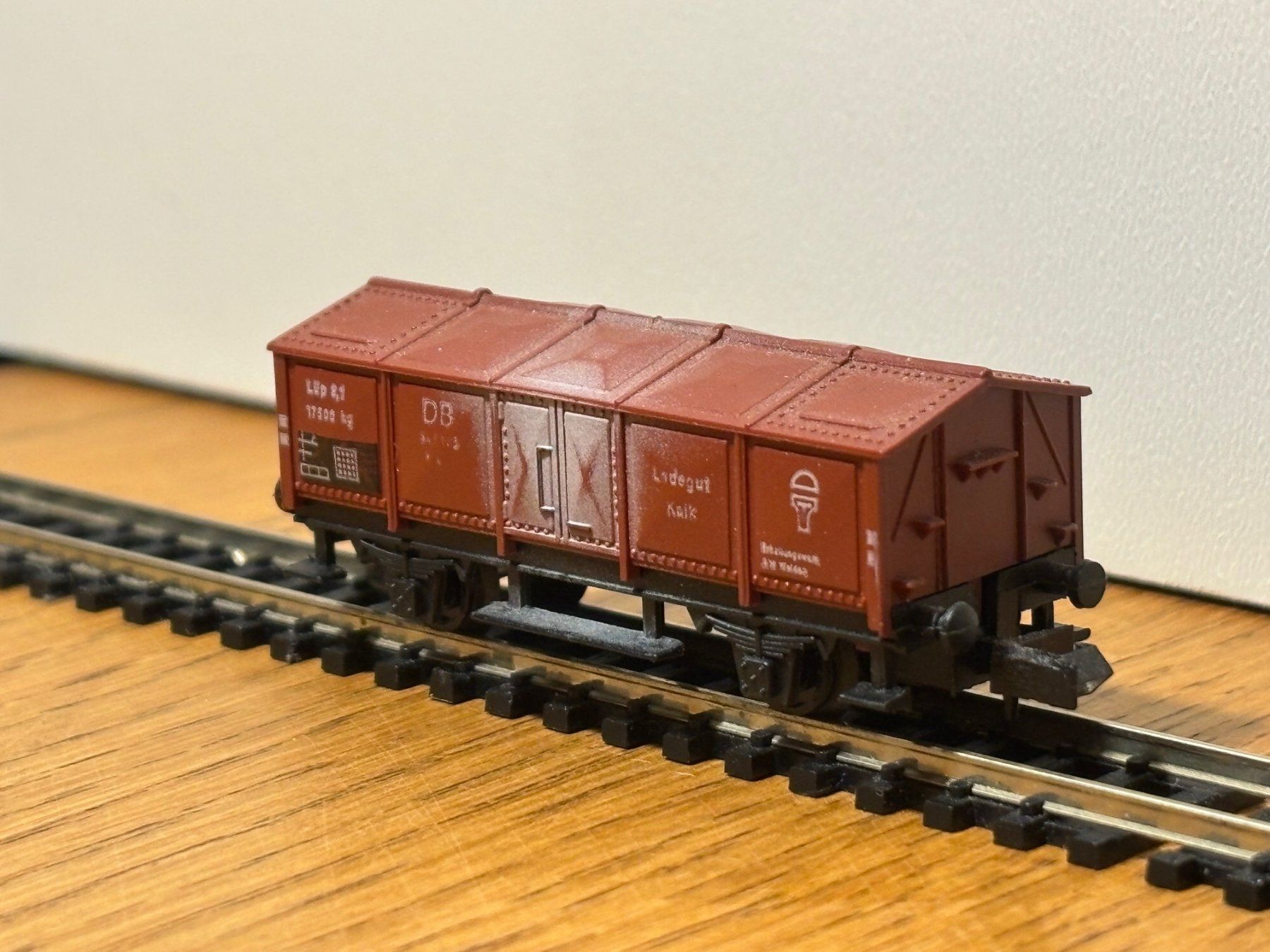 Modellini di ferrovie: *e1328: Güterwagen (Spur N)  -  #3 – Nuovo (secondo la descrizione) da Birsfelden venduto da Birs_25