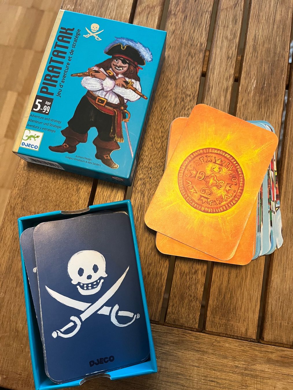 Djeco Spiele: Piratattak Karten Spiel ab 5 Jahren – Gebraucht aus Zürich von maral787 1