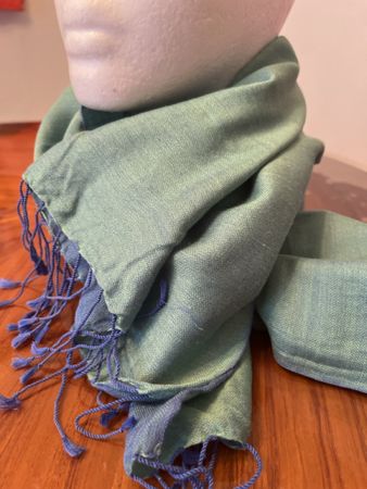 KashmirSeide,Schal MintgrinBlau neuwertig,212X72(K1
